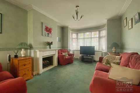 95 Amberley Road, Enfield, EN1 2QZ