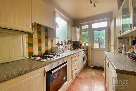 95 Amberley Road, Enfield, EN1 2QZ
