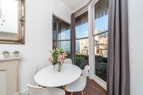 1 bedroom flat to rent, Bedford Square, Brighton, BN1