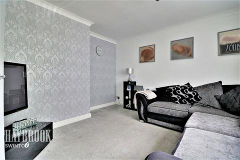 92 Derry Grove, Thurnscoe, Rotherham, S63 0TP