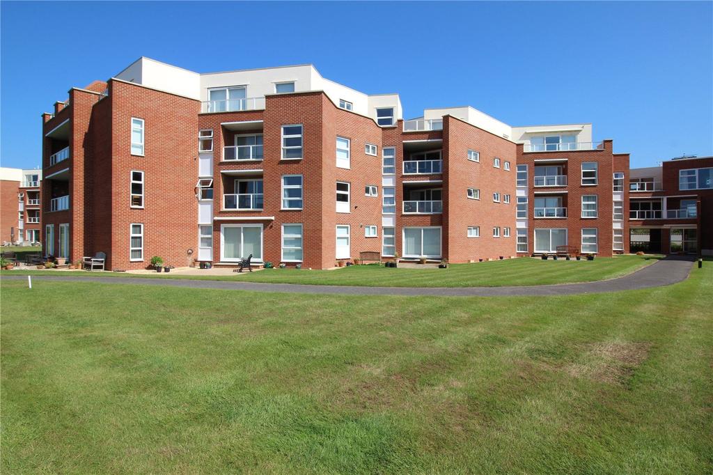 Camden Hurst, Milford on Sea, Lymington, SO41 3 bed apartment £379,950