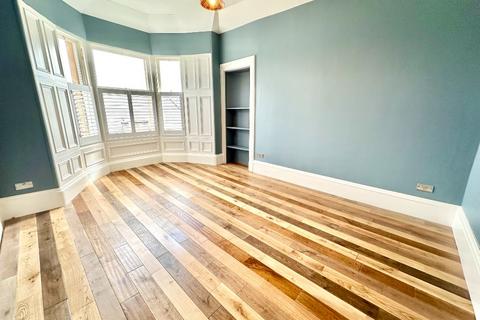 2 bedroom flat to rent, Otago Street, Hillhead, Glasgow, G12