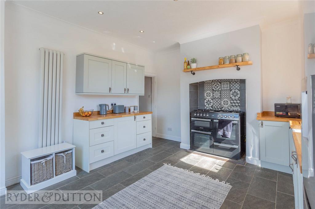 Kitchen-Diner: