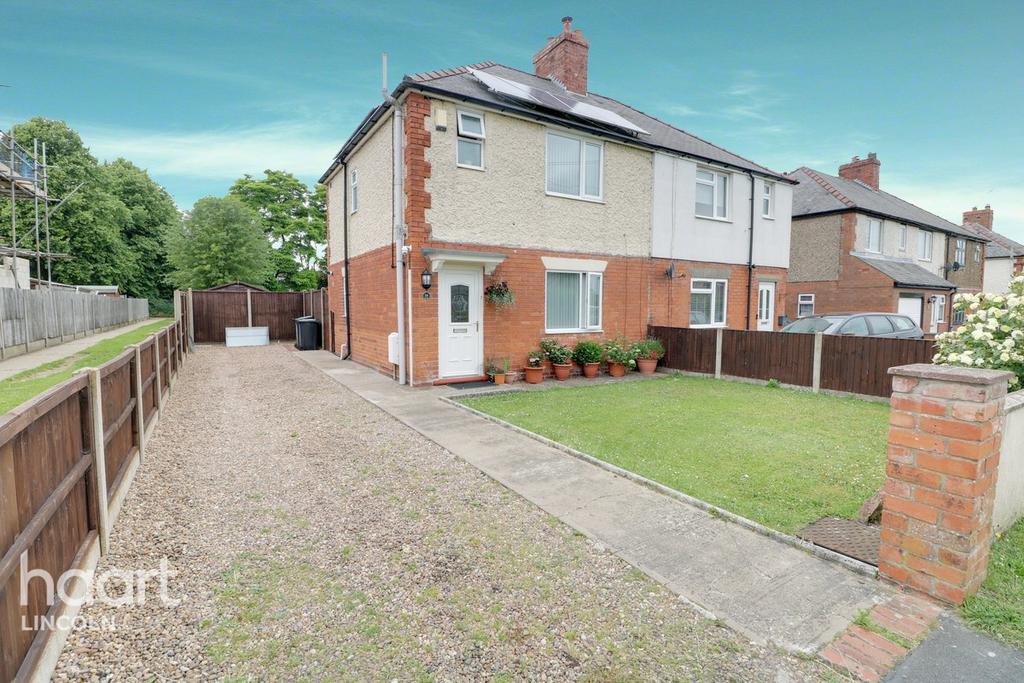 Mere Road, Waddington 3 bed semidetached house £240,000