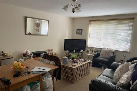 4 Heathlee Road, Dartford, DA1 3PW