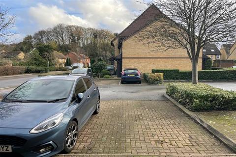 4 Heathlee Road, Dartford, DA1 3PW