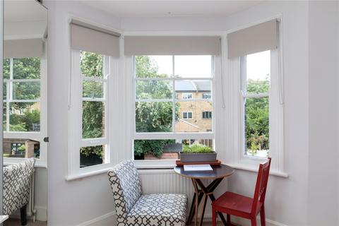 2 bedroom apartment to rent, Brookfield Road, London, E9