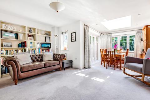 6 Chenneston Close, Sunbury-on-thames, TW16 6BE