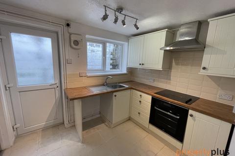 2 bedroom terraced house to rent, Ystrad Road Pentre - Pentre