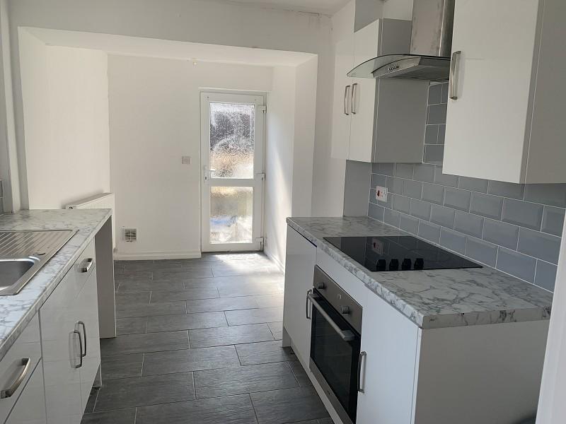 Cecil Street, Neath, Neath Port Talbot. 3 bed end of terrace house £