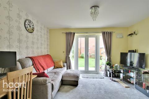 4 Chimney Crescent, Irthlingborough, Wellingborough, NN9 5WF