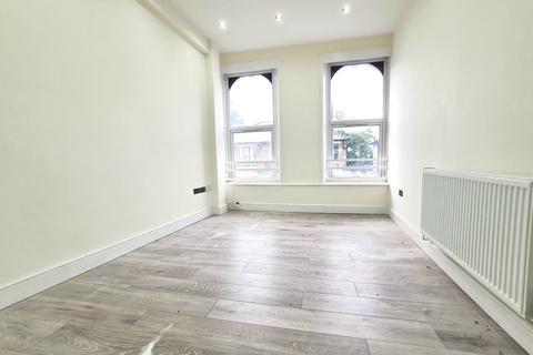 2 bedroom flat to rent, Turnpike Lane, Turnpike Lane