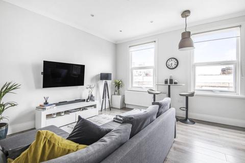 Flat C, 21 Trinity Road, London, SW17 7SD