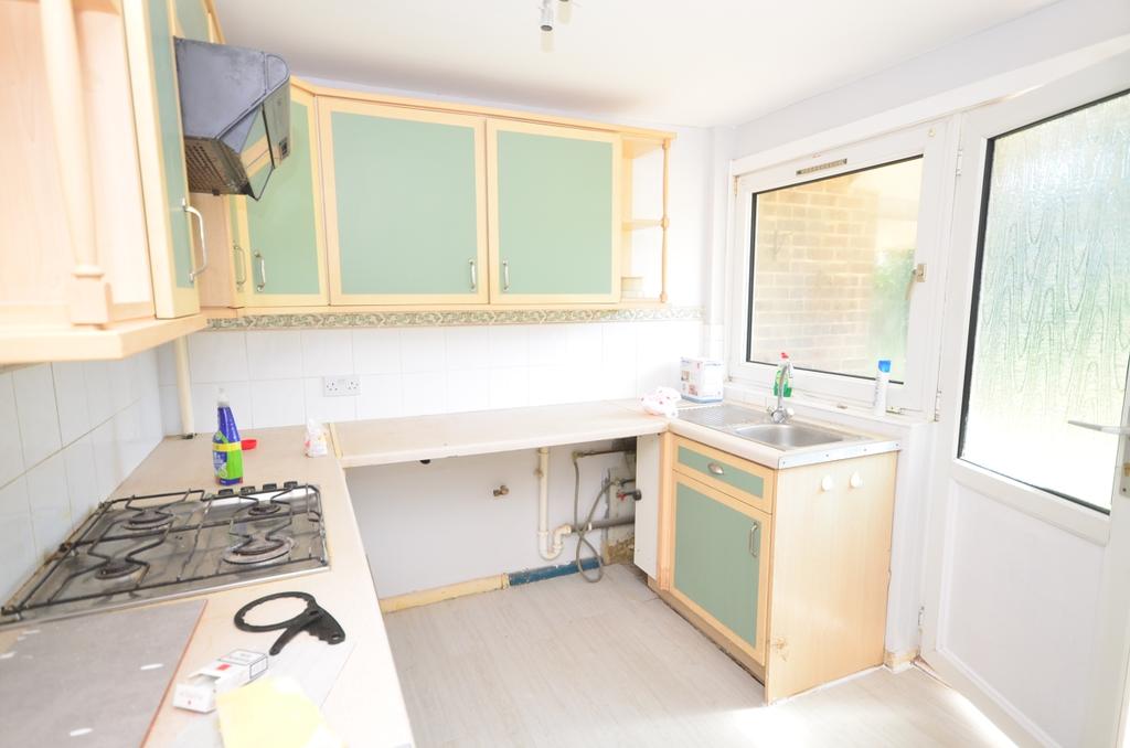 Vidal manor kitchen