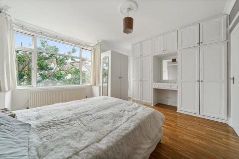 23 Montague Road, London, W7 3PG