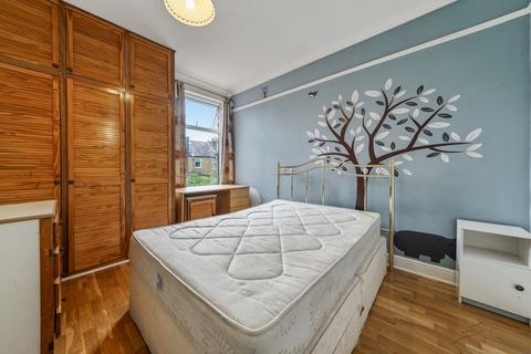 23 Montague Road, London, W7 3PG