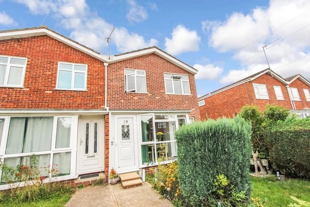 Alexandra Road, Southampton, SO15 2 bed house £900 pcm (£208 pw)