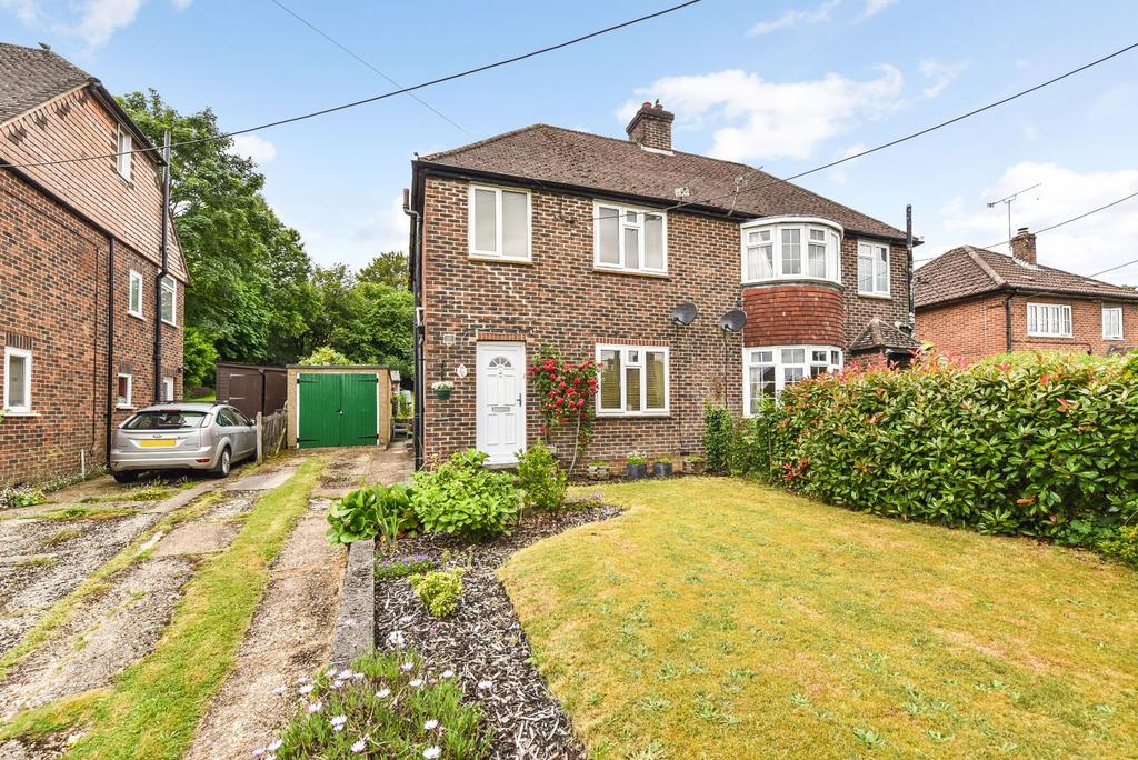 Inmans Lane, Petersfield 3 bed semidetached house £425,000