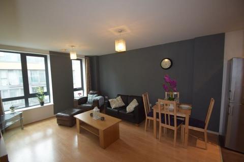 2 bedroom flat to rent, City South, City Road East, Manchester, M15 4QE