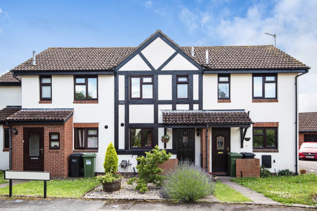 Kings Acre, Hereford, HR4 2 bed terraced house for sale £180,000