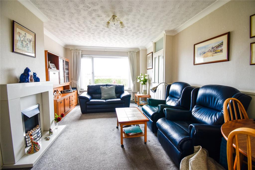 Thorogate, Rawmarsh, Rotherham, S62 3 bed semidetached house £125,000
