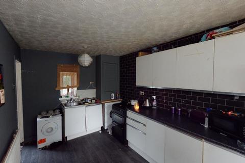 18 Ayton Terrace, Tonypandy, CF40 2HA