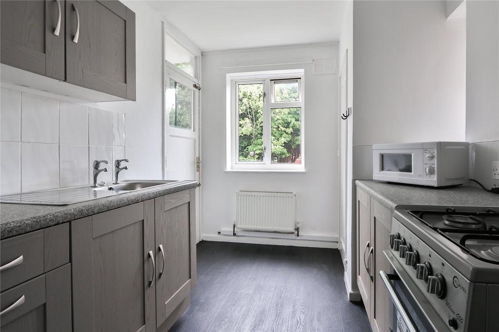 Dayton Road, Hull, HU5 2 bed apartment £70,000