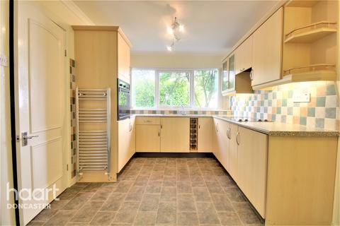 2 Millard Avenue, Hatfield, Doncaster, DN7 6JT