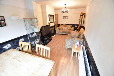 24 Hereford Road, Feltham, TW13 5BT