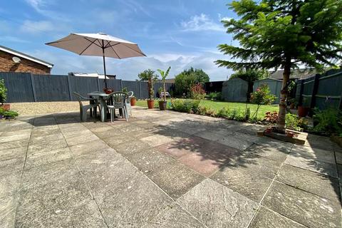 14 Hadley Road, Dursley, GL11 6LU