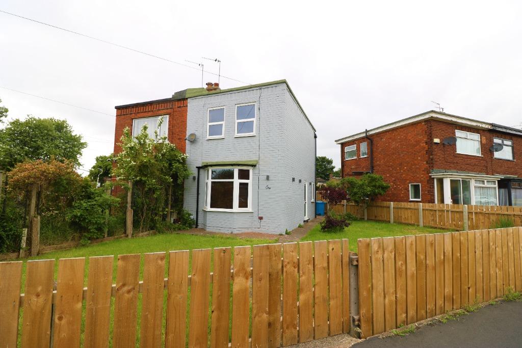 Cradley Road, Hull, HU5 3 bed semidetached house to rent £665 pcm (£