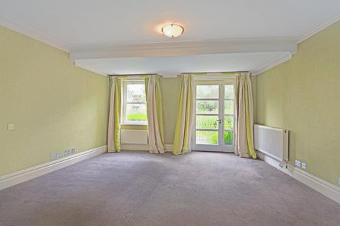 3 bedroom terraced house to rent - The Crescent, Cambridge