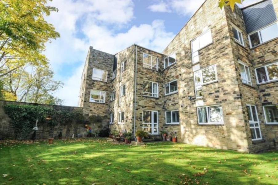 MARLOWE COURT, RENTON DRIVE, GUISELEY, LS20 8LW 1 bed apartment £550