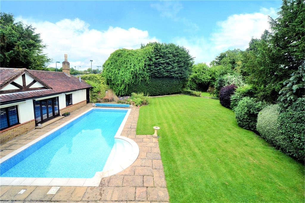Lordsbury Field, Wallington, SM6 4 bed detached house £1,299,950