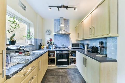 154 Tunnel Avenue, London, SE10 0PL