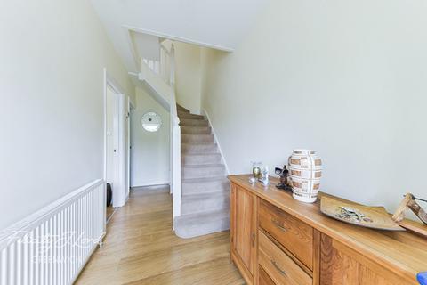154 Tunnel Avenue, London, SE10 0PL