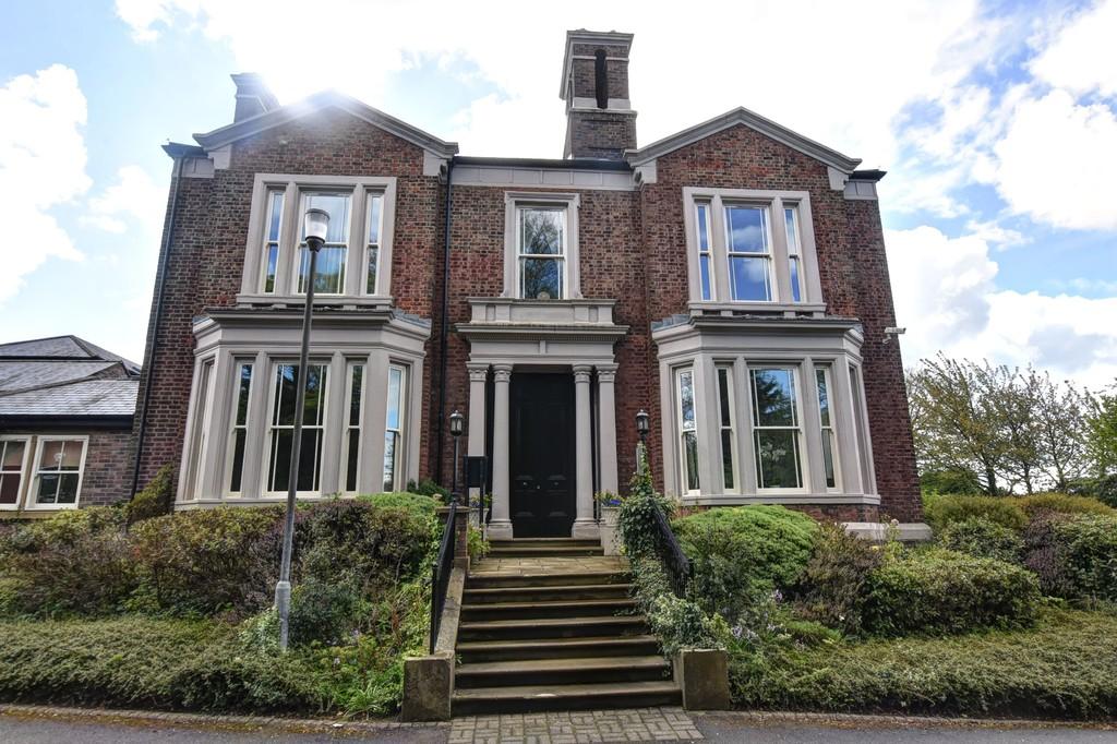 Ascot Court, West Boldon 2 bed ground floor flat £795 pcm (£183 pw)