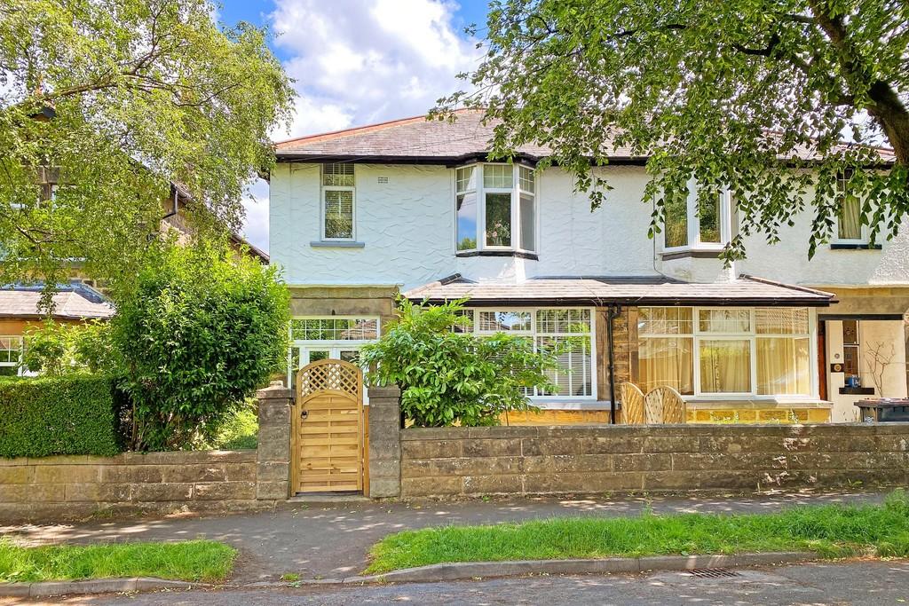Bilton Grove Avenue, Harrogate 3 bed semidetached house £375,000