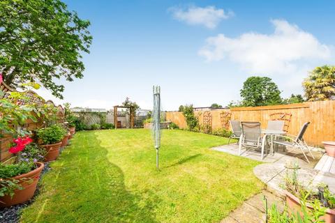 121 Langbrook Road, London, SE3 8RA