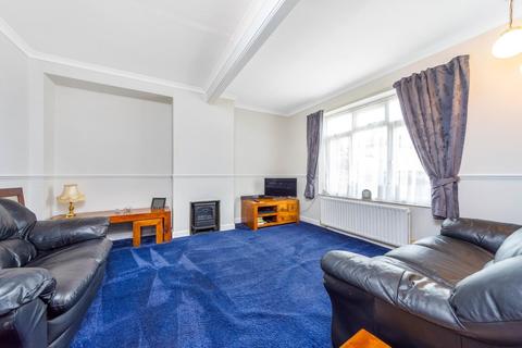 121 Langbrook Road, London, SE3 8RA