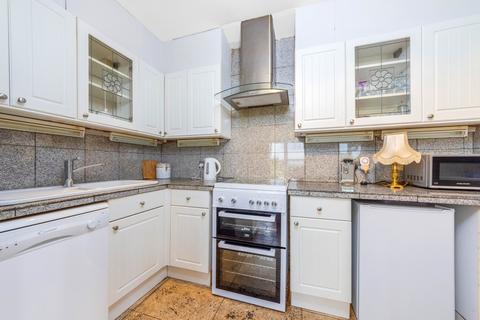 121 Langbrook Road, London, SE3 8RA