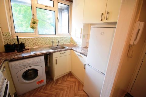 1 bedroom flat to rent, Ashburnham Road, Bedford MK40