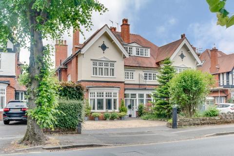 11 Ashleigh Road, Solihull, B91 1AE