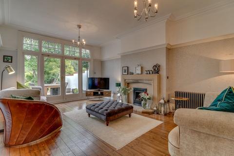 11 Ashleigh Road, Solihull, B91 1AE