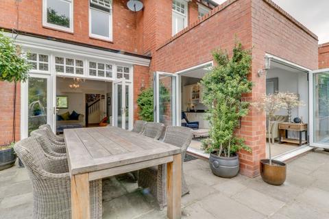 11 Ashleigh Road, Solihull, B91 1AE