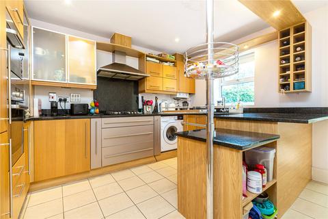 29 Floyer Close, Richmond, TW10 6HS