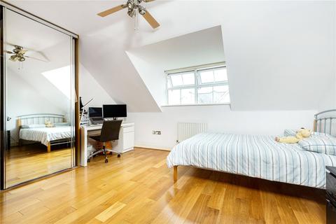 29 Floyer Close, Richmond, TW10 6HS