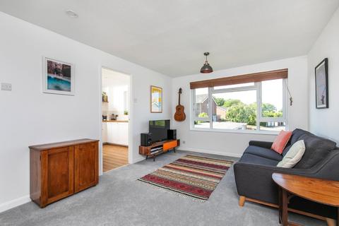 6 Field End, Kings Worthy, Winchester, SO23 7PZ
