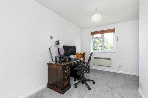 6 Field End, Kings Worthy, Winchester, SO23 7PZ