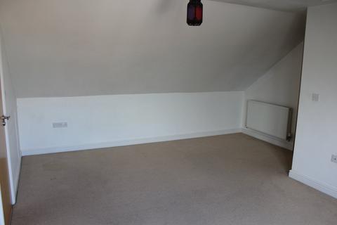 3 bedroom maisonette to rent, The Cloisters, Lincoln